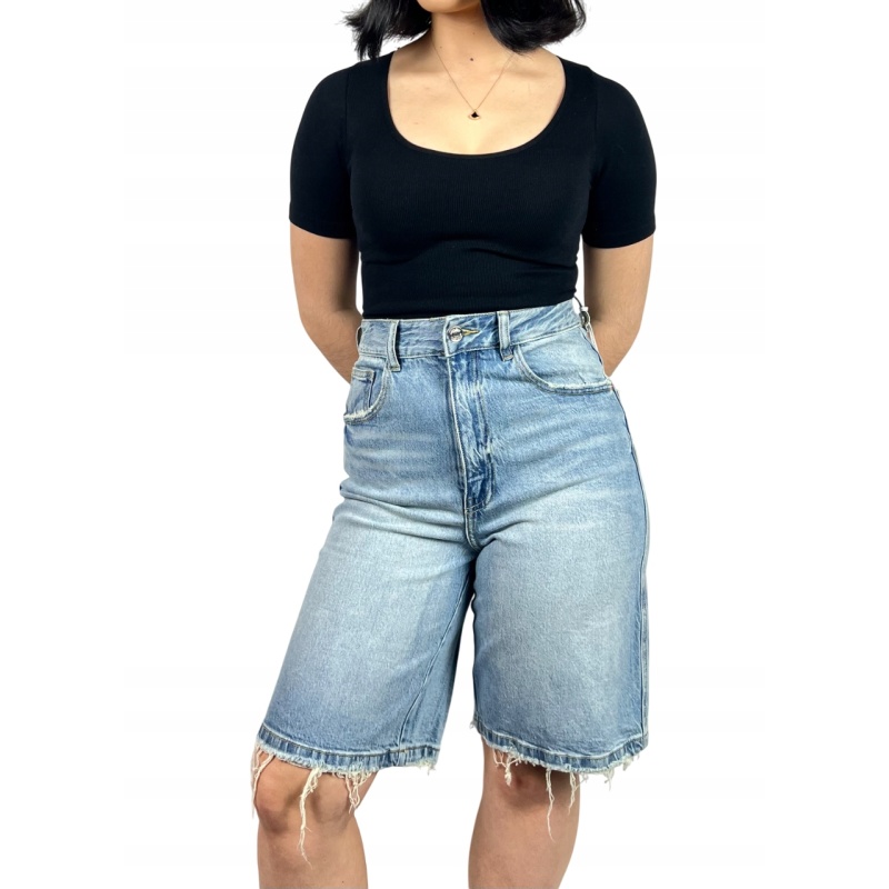 Spodnie jeansowe krótkie z wysokim stanem, rozmiar M