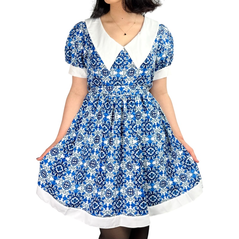 Sukienka koktajlowa we wzory, z kołnierzem, pin-up